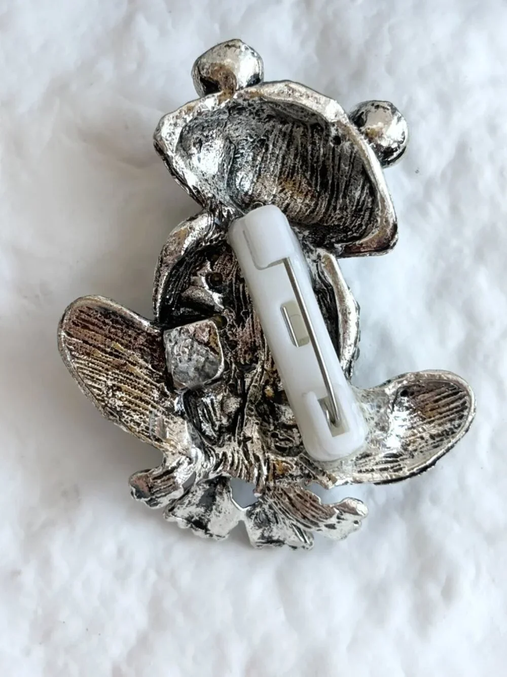 Frog Figural Rainbow Rhinestone Silver Toned Vintage Inspired Brooch Pin